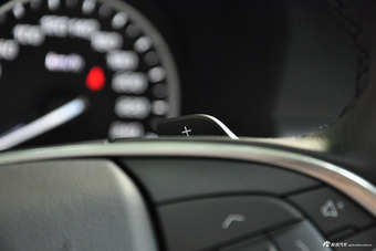 2017款CT6 2.0T自动28T时尚型