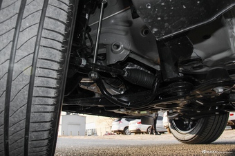 2017款传祺GS4 1.5T手动两驱豪华版235T