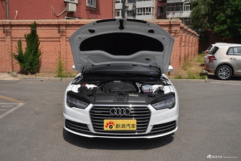 2017款奥迪A7 2.0T自动40TFSI quattro技术型