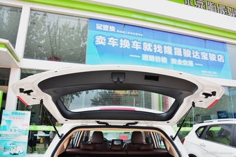 2017款宝骏560 1.5T DCT旗舰型