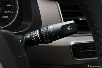 2017款景逸X6 劲享系列1.5T手动尊贵型