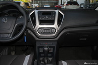 2016款名爵锐行1.5L手动风尚版