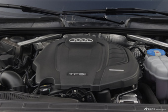 2017款奥迪A4L 2.0T自动40TFSI运动型