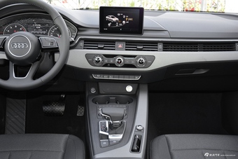2017款奥迪A4L Plus 2.0T自动40TFSI进取型