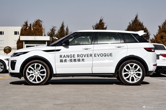 2018款揽胜极光2.0T自动致动版240PS