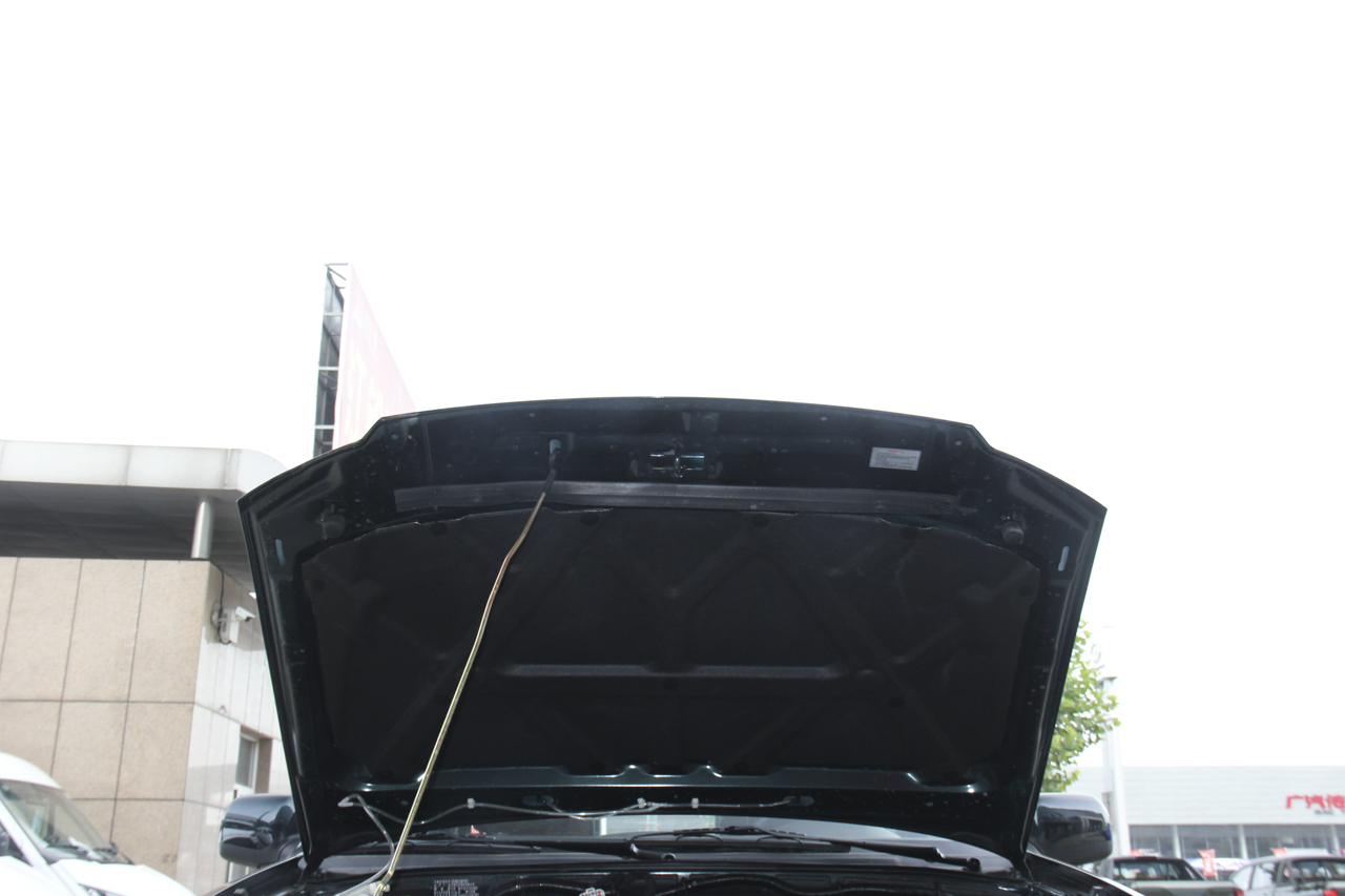 2018款宝典2.9T手动新超值柴油两驱豪华型标准货箱JX4D30B5L