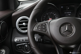 2018款奔驰GLC260 2.0T自动 4MATIC豪华型