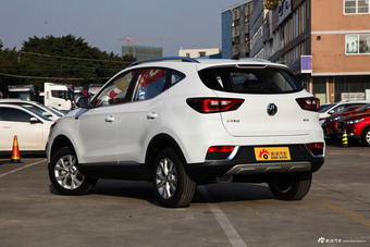 2017款名爵ZS 1.5L手动舒适版 