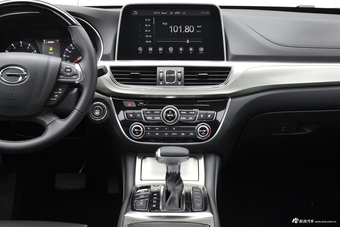 2017款传祺GA8 1.8T 280T自动尊享版