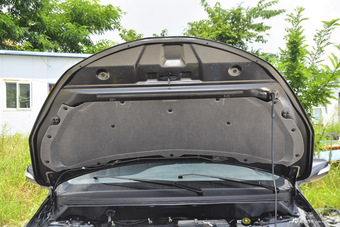 2016款海马M3 1.5L手动智能舒适型