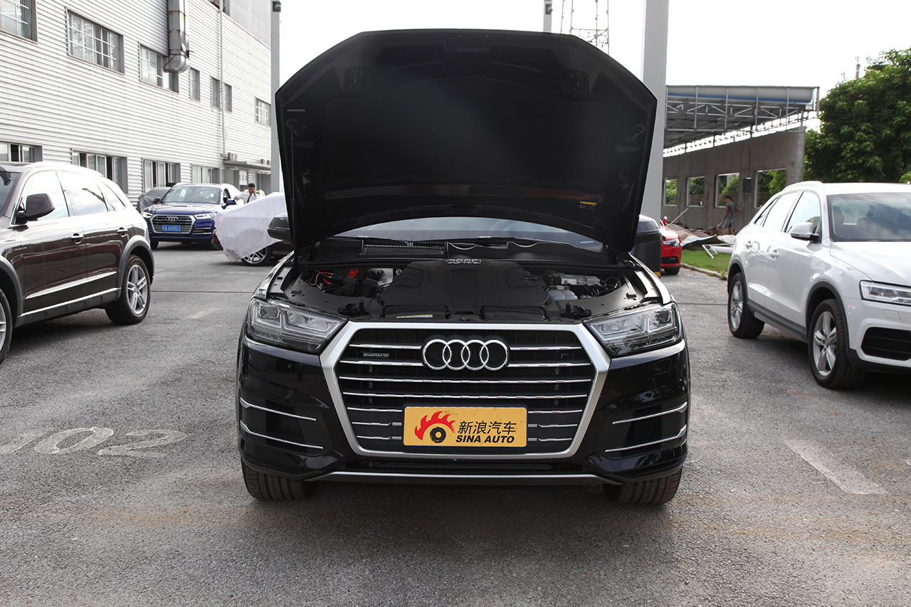 2018款奥迪Q7 3.0T自动45TFS技术型