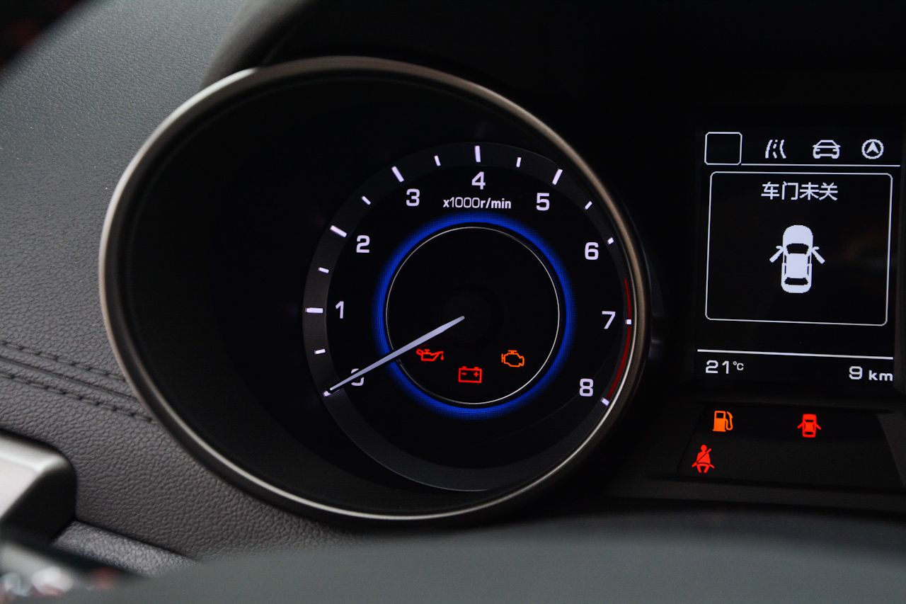 2016款逸动XT 1.6L手动俊酷型