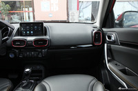 2017款风神AX4 1.4T自动潮享型 