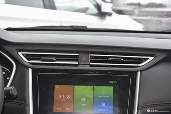 2018款荣威RX3 1.6L手动旗舰版