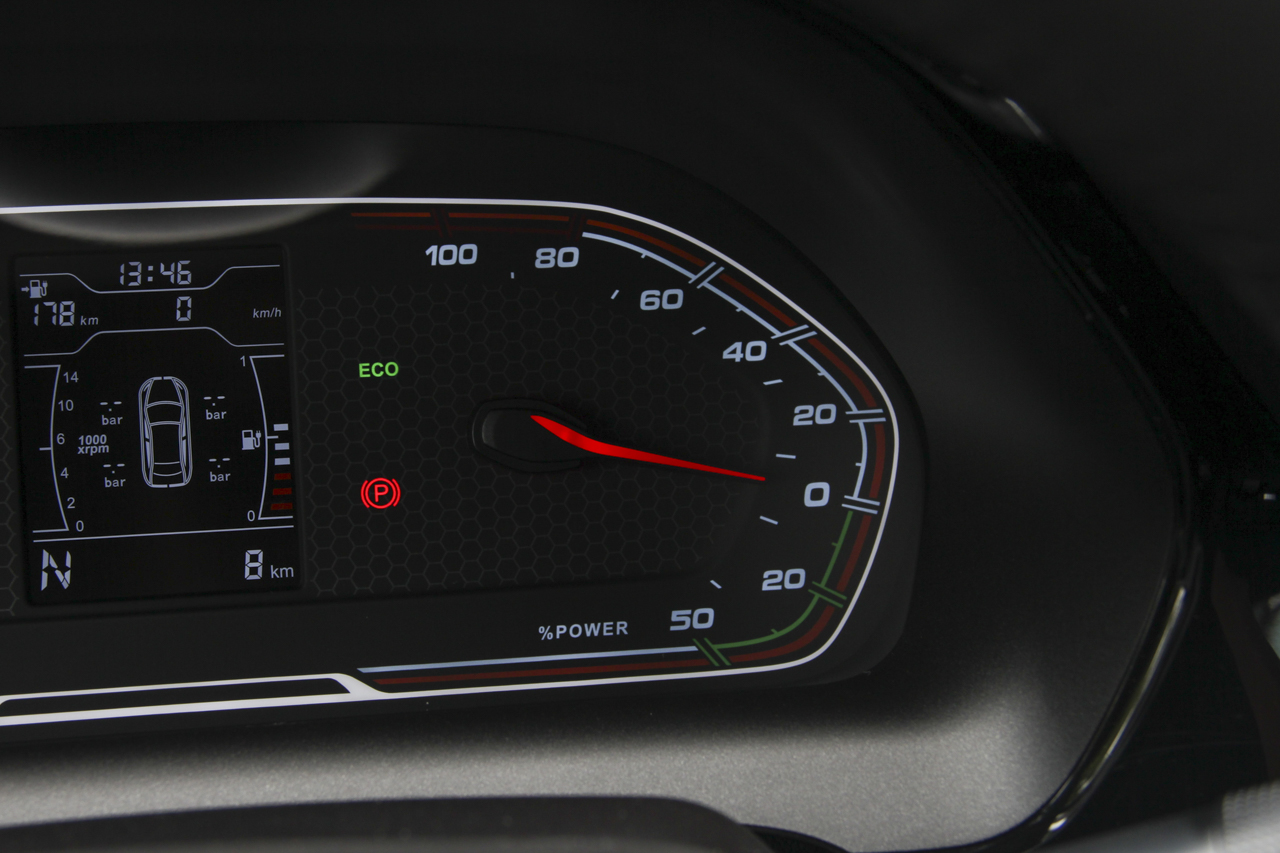  2018款瑞虎3xe新能源 400畅行版