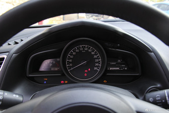 2017款马自达3昂克赛拉 三厢 1.5L 自动尊贵型