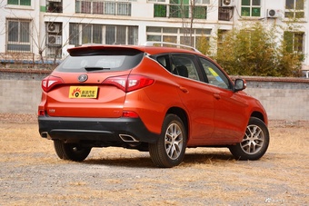 2018款比亚迪宋1.5TID自动智联尊荣型