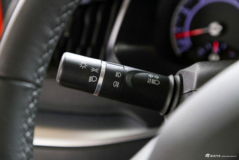 2017款哈弗H2s 1.5T手动精英型 红标