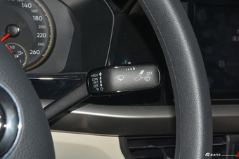 2018款朗逸1.5L自动舒适版