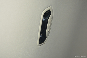 2017上汽大通D90 2.0T自动四驱北极星