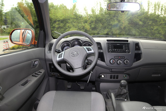 2016款黄海N1 2.8T手动柴油两驱运动版JE493ZLQ4CB