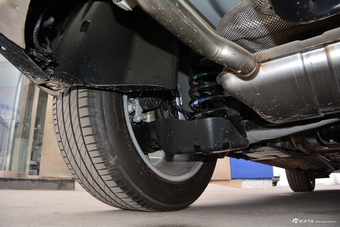 2017款标致4008 1.8T自动380THP精英版