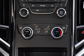 2017款中华V3 1.5L手动舒适型