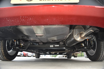 2017款起亚K2 1.4L自动GLS三厢