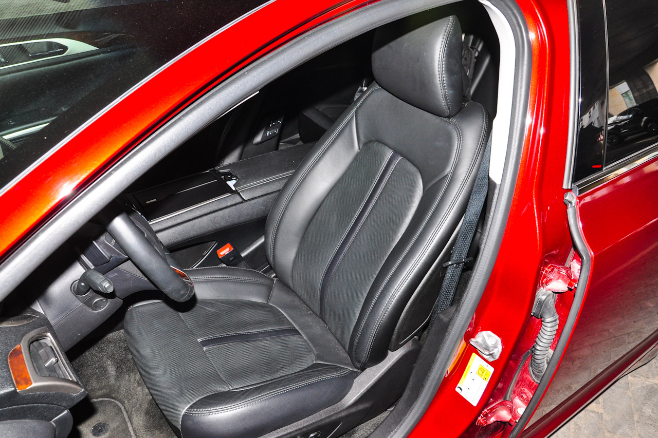 2016款林肯MKZ 2.0T自动尊耀版