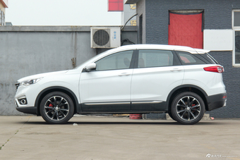 2018款森雅R9 1.2T手动豪华智尚型