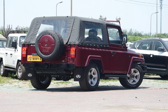 2016款战旗2.0L手动角斗士豪华型 国V