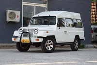 2016款战旗2.0L手动加长豪华型 三门版 国V