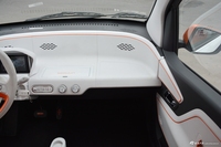 2017款宝骏E100智行版