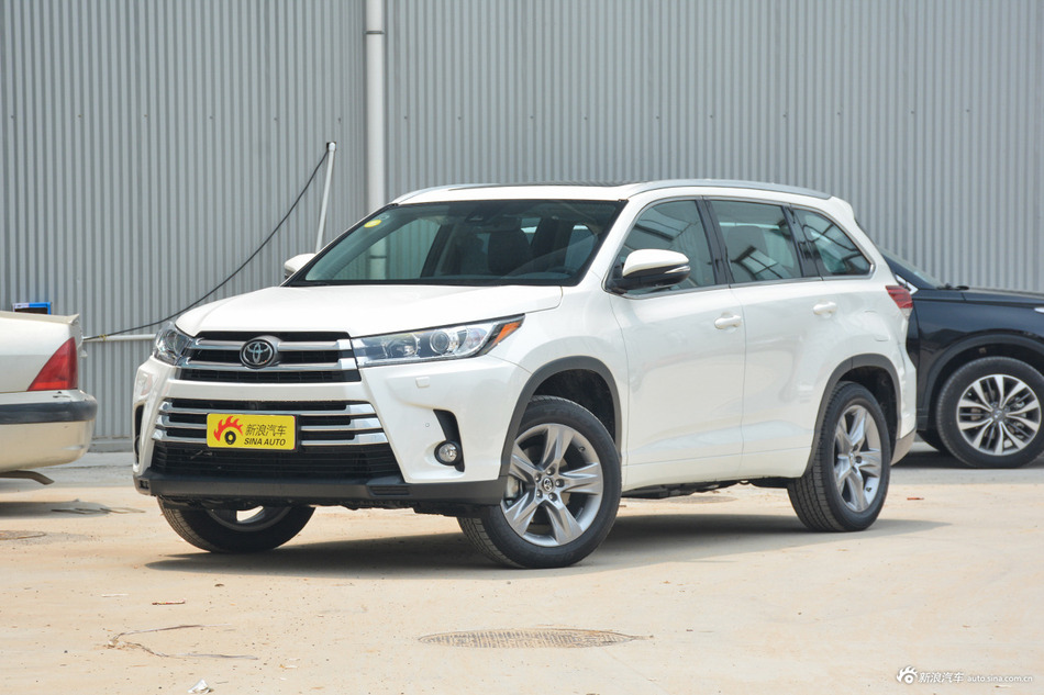 2018款汉兰达2.0T自动四驱至尊版7座