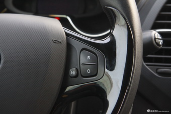 2015款雷诺卡缤1.2T自动豪华抢鲜版