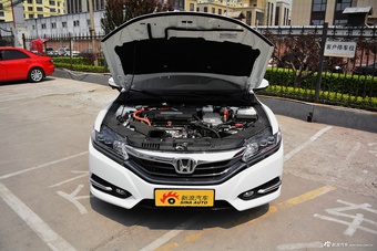 2017款思铂睿混动2.0L自动净致版