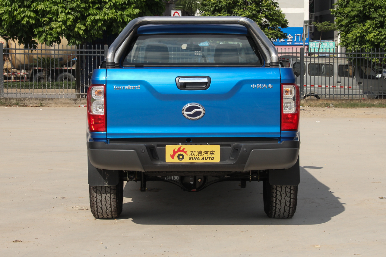 2018款领主2.5T手动两驱精英型大双JE4D25Q5A