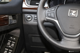 2015款众泰Z500 1.5T 手动尊贵型