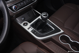 2017款景逸X5 2.0L手动尊享型