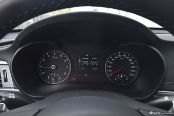 2016款起亚K5 1.6T自动LUXURY