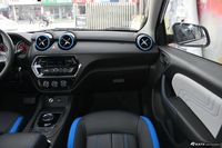 2018款东南DX3 EV400 豪华版