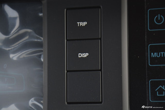 2016款长安欧尚1.5L手动精英型