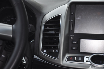 	2017款雪佛兰科帕奇2.4L自动旗舰版 七座