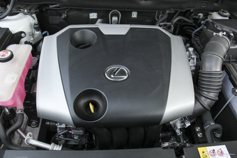 2017款雷克萨斯NX200 2.0L自动全驱锋尚版