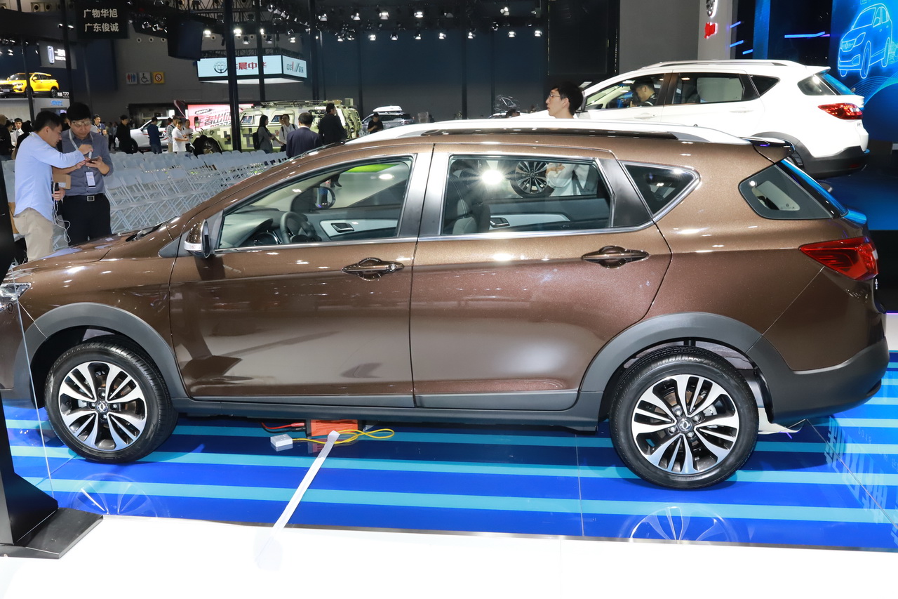 2018广州车展实拍：全新风神AX3