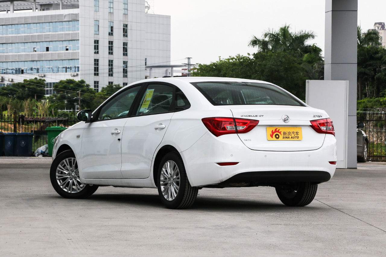 2016款英朗1.5L自动精英型15N 雪域白