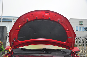 2017款吉利远景X1 1.3L自动玩家版