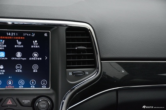 2018款大切诺基3.6L自动高性能四驱版