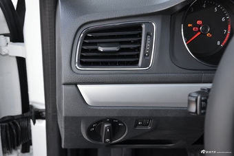 2017款朗行1.4T自动舒适版230TSI DSG