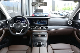 2018款奔驰E级改款2.0T自动 200L 运动型图片